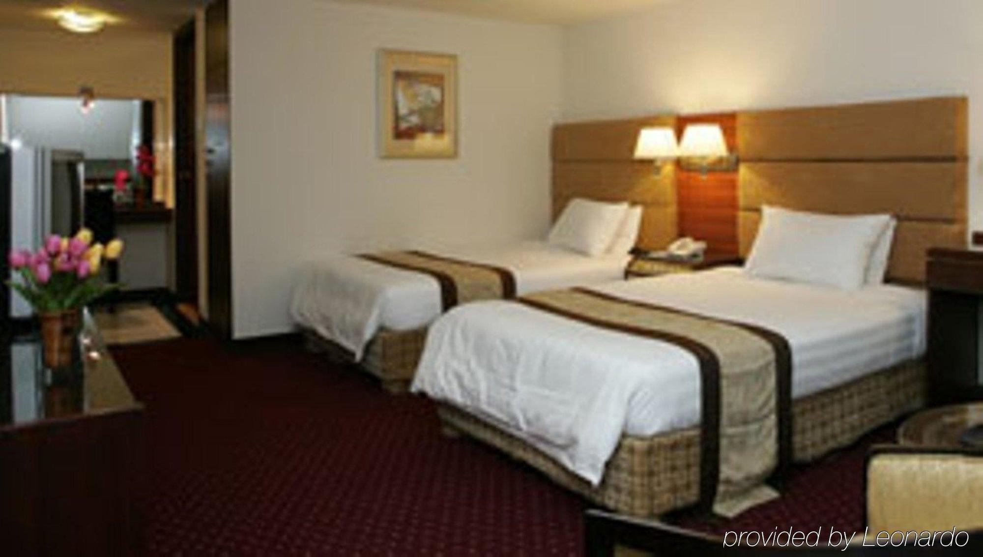 Hotel Metropole Макао Екстериор снимка